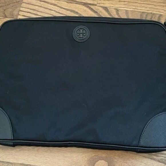 Tory Burch Robinson Laptop Sleeve / Case 13” - Picture 1 of 4